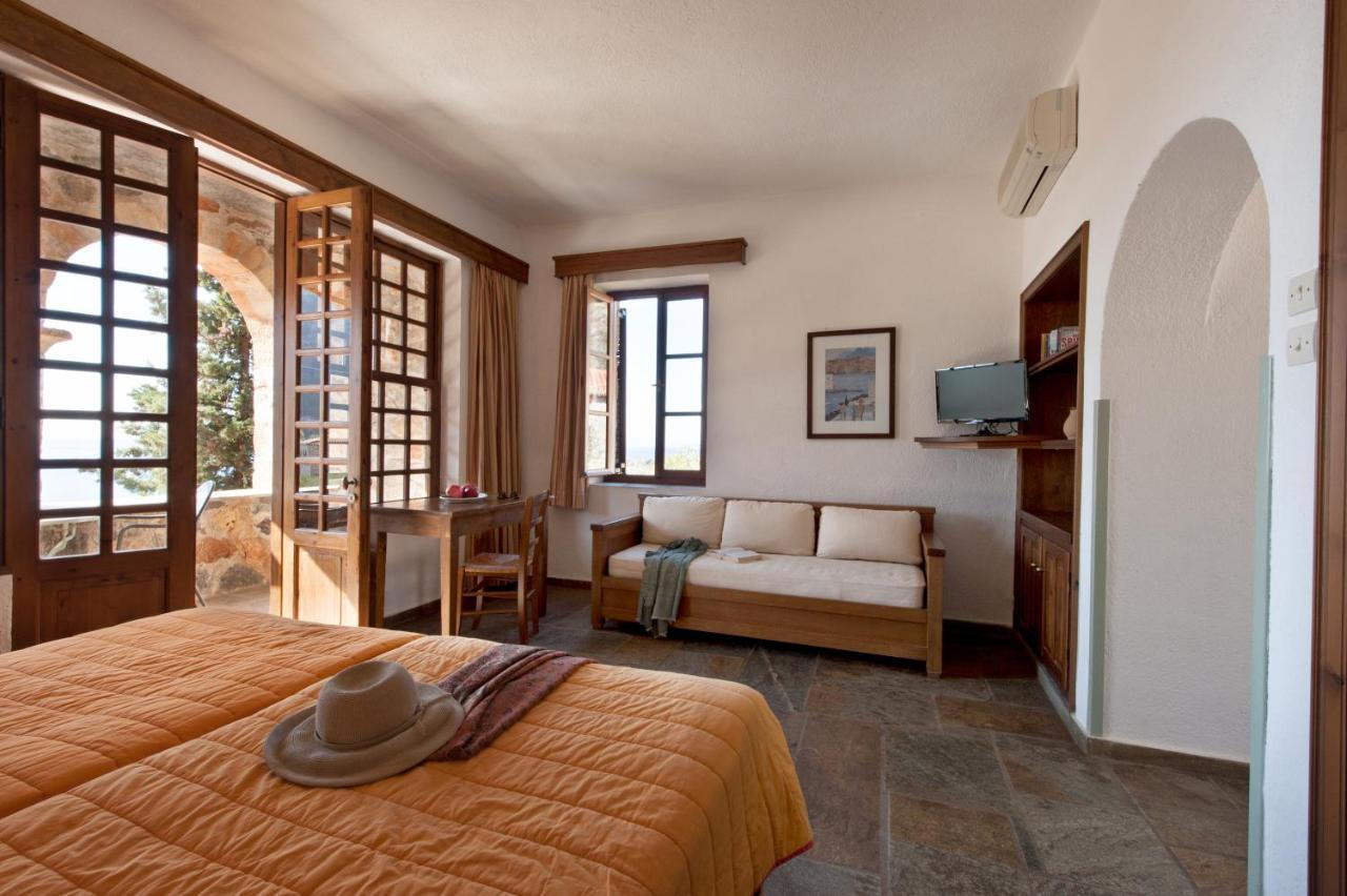 Kalamitsi Hotel Kardamyli Dış mekan fotoğraf